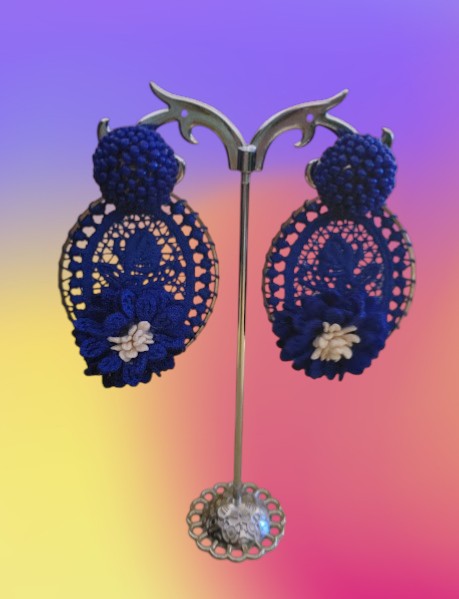 Sauvana Royal Bloom Ovals Earrings