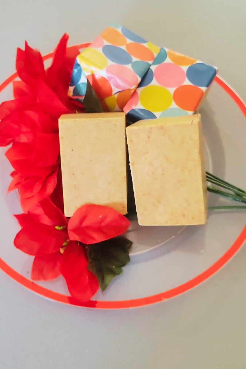 Oatmeal & Turmeric Soap