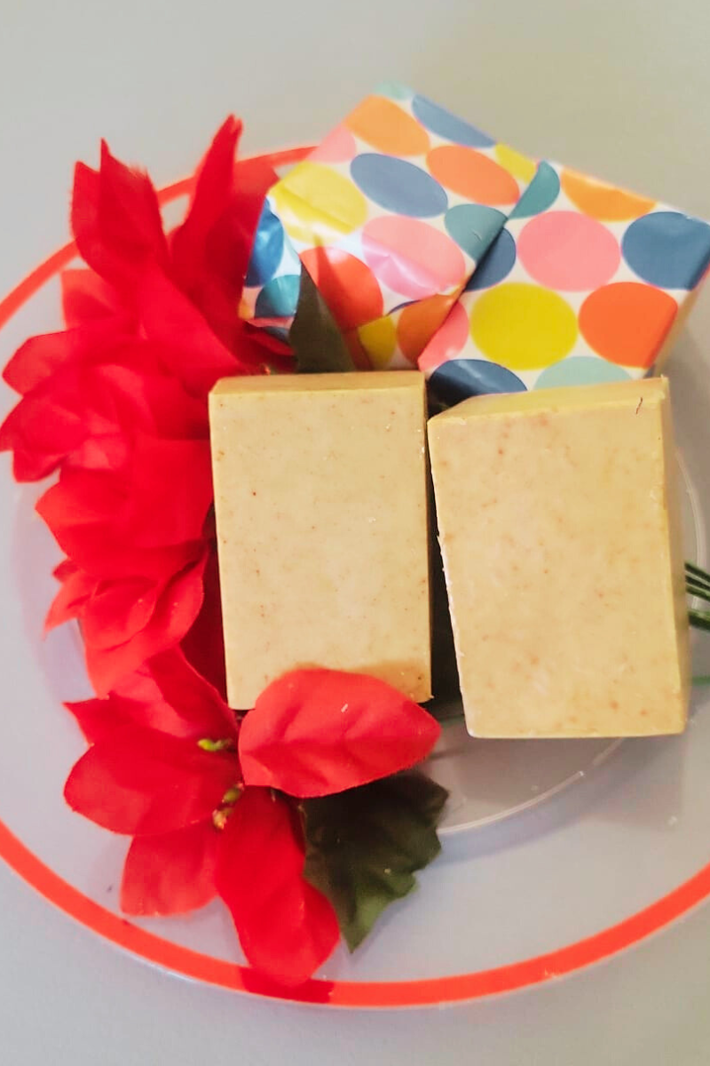 Oatmeal & Turmeric Soaps