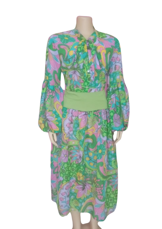 Retro Floral Boho Long-Sleeve blouse